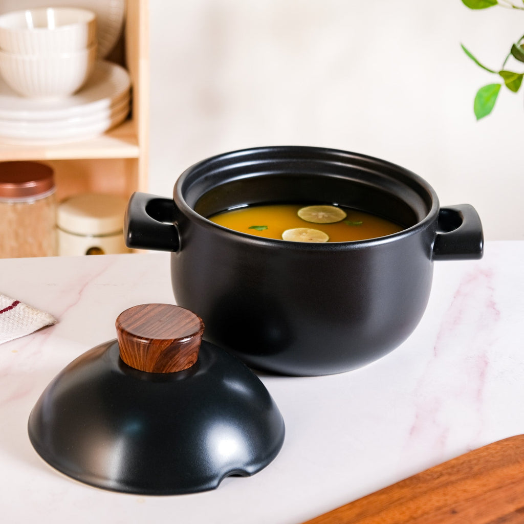 Claymist Black Cooking Pot With Lid 2800ml Nestasia