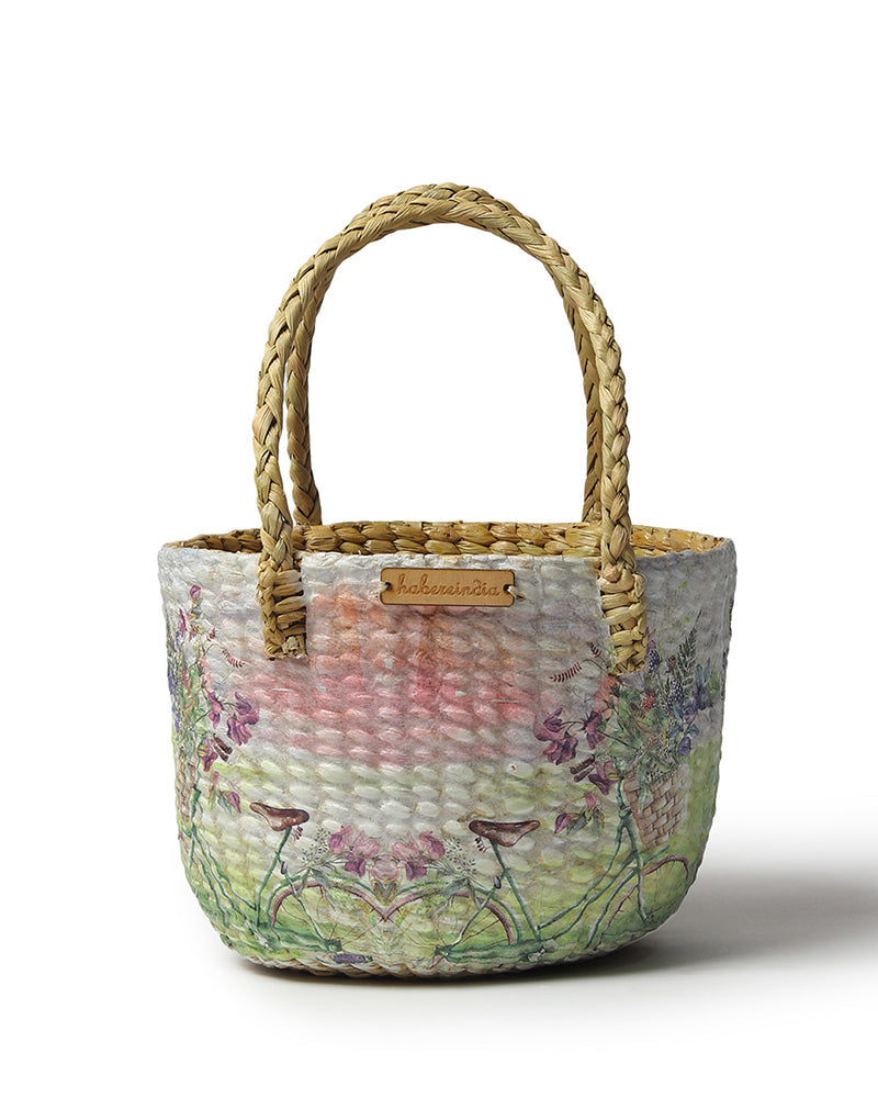 Natural Round Seagrass Basket for Decorative Fruit Display and Tabletop Styling