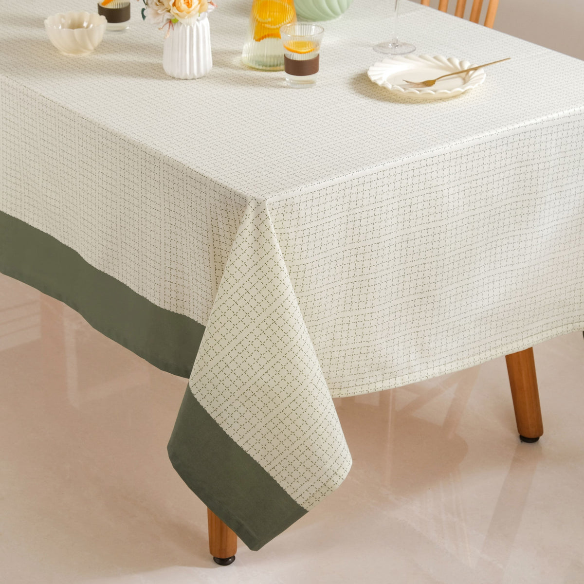 Palm Grove 8 Seater Cotton Table Cover 274x152cm Nestasia
