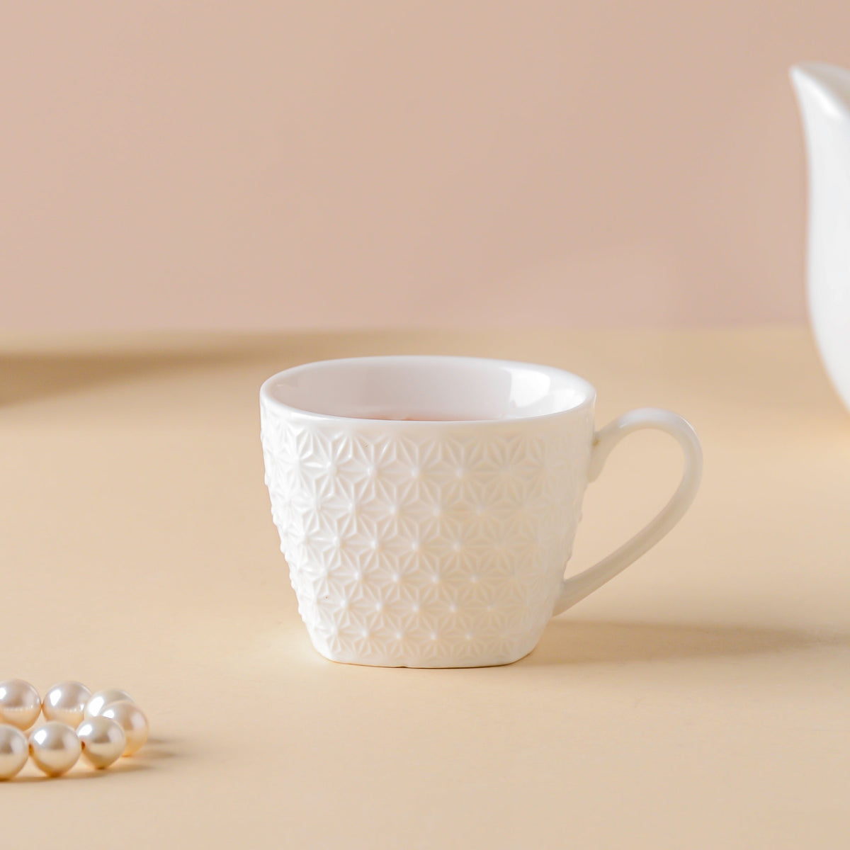 Riona Patterned Teacup White Nestasia