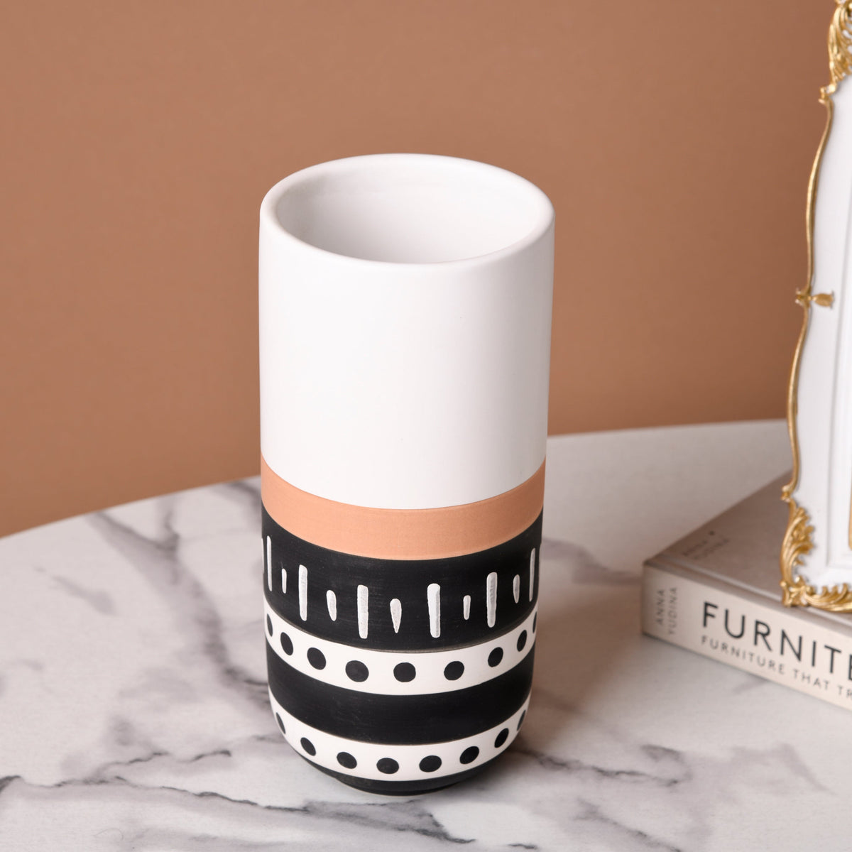 White Ethnic Vase Nestasia
