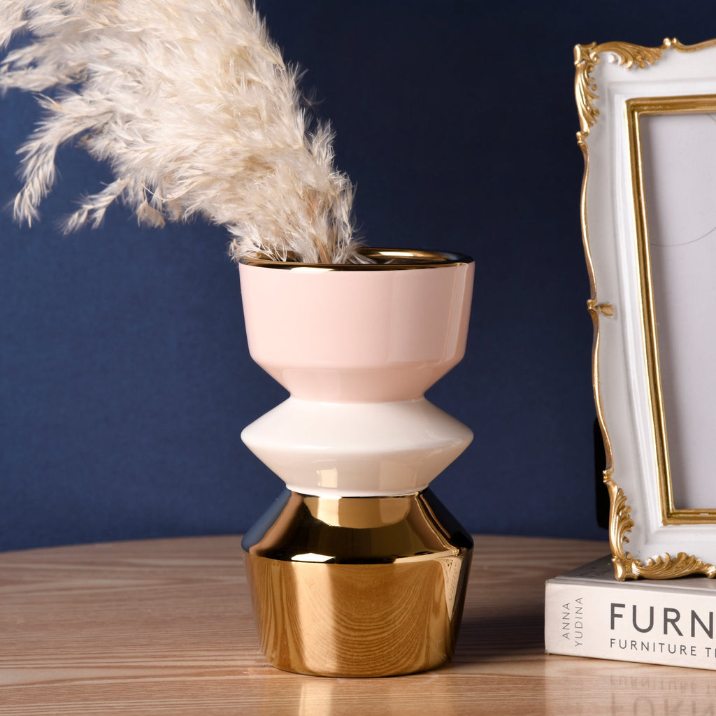 Ornamental Pink Flower Pot Nestasia