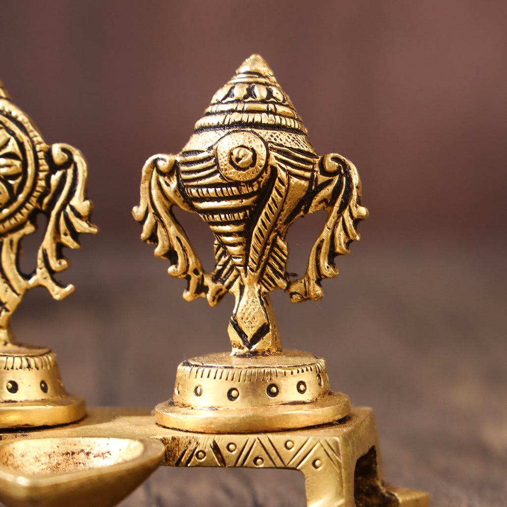 BRASS SHANKH CHAKRA WITH DIYA (3 INCH) Vedansh Craft