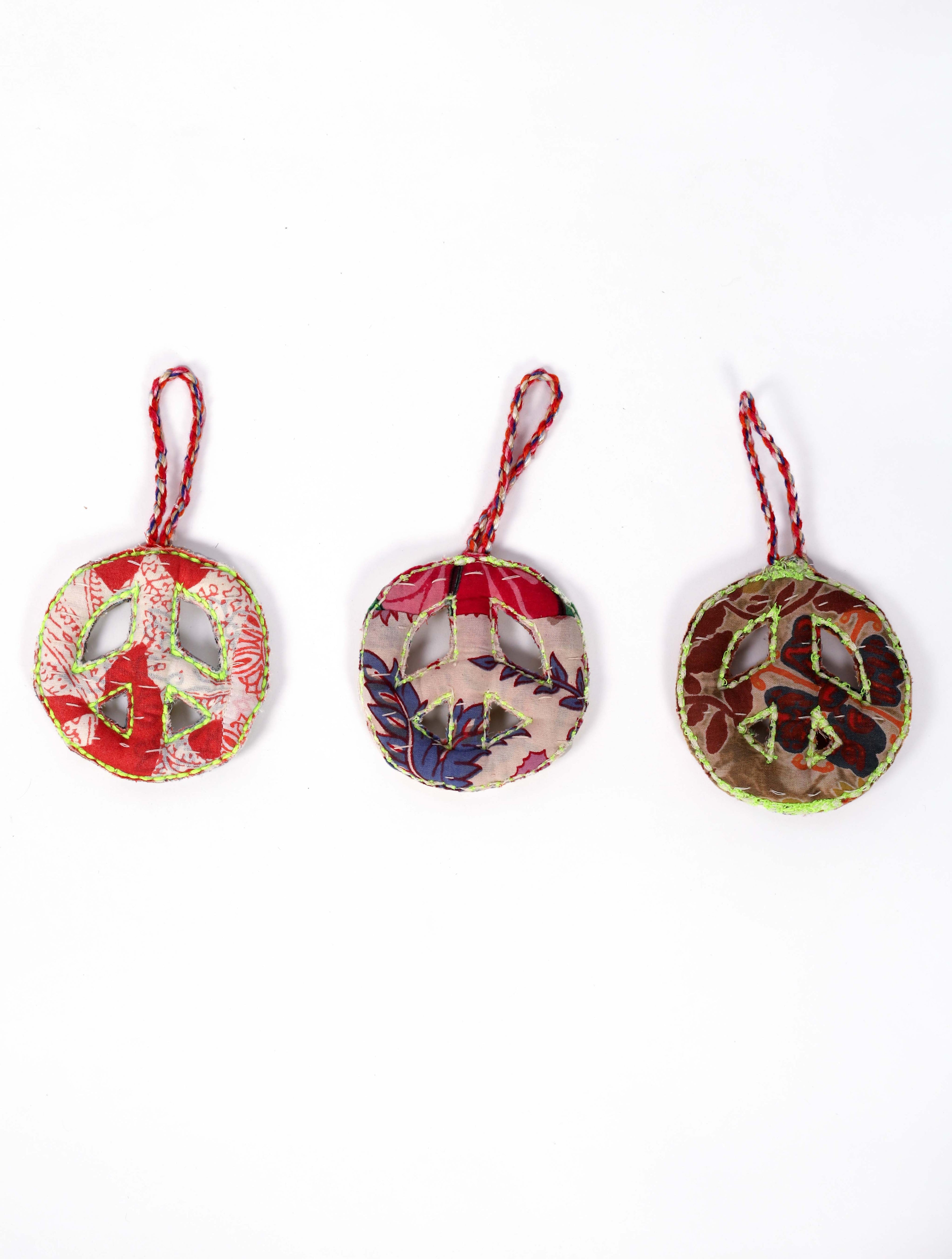 Peace Sign Ornaments 3pcs Contrast Living
