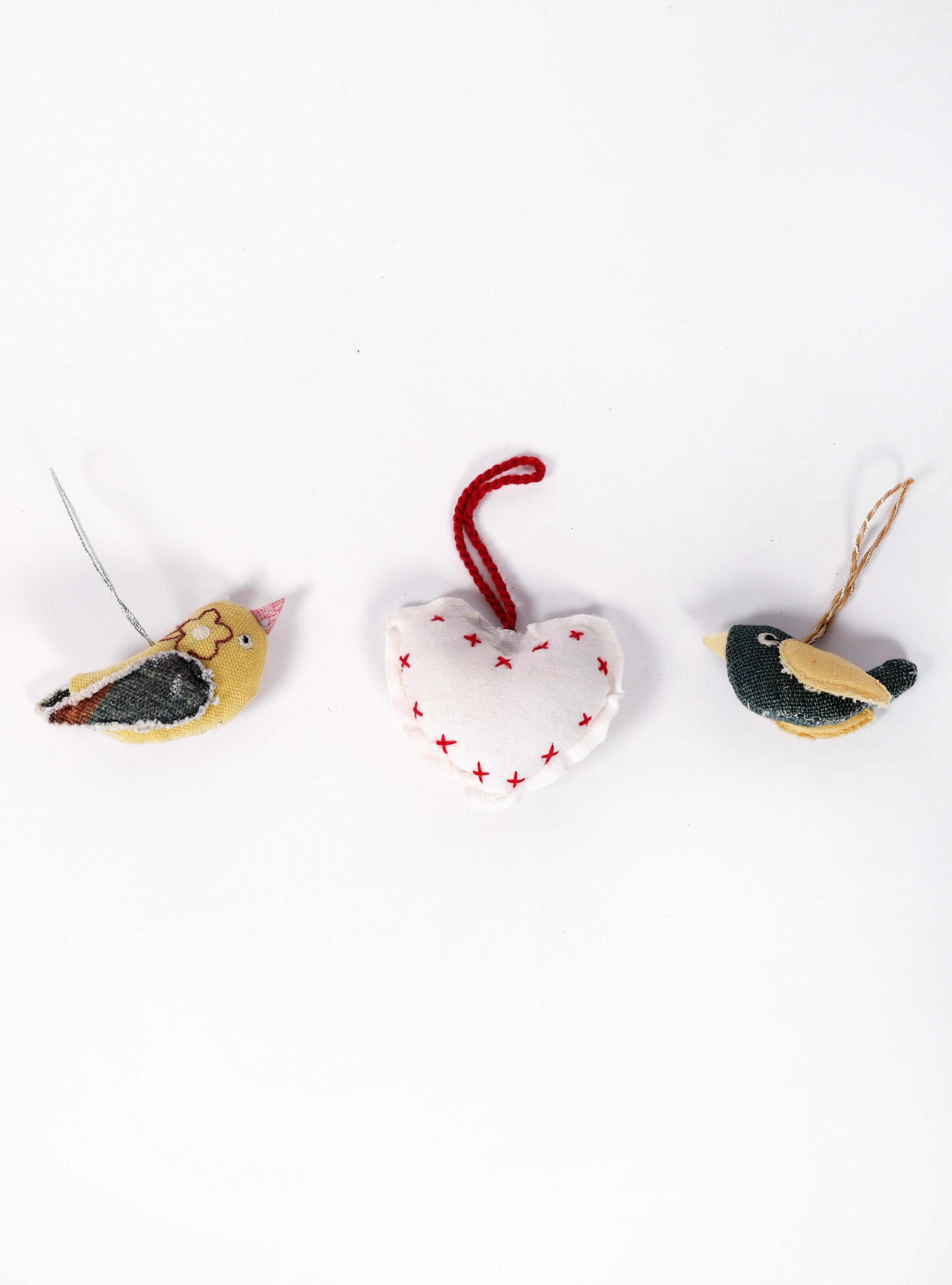 With Love, We Fly 3pcs Contrast Living