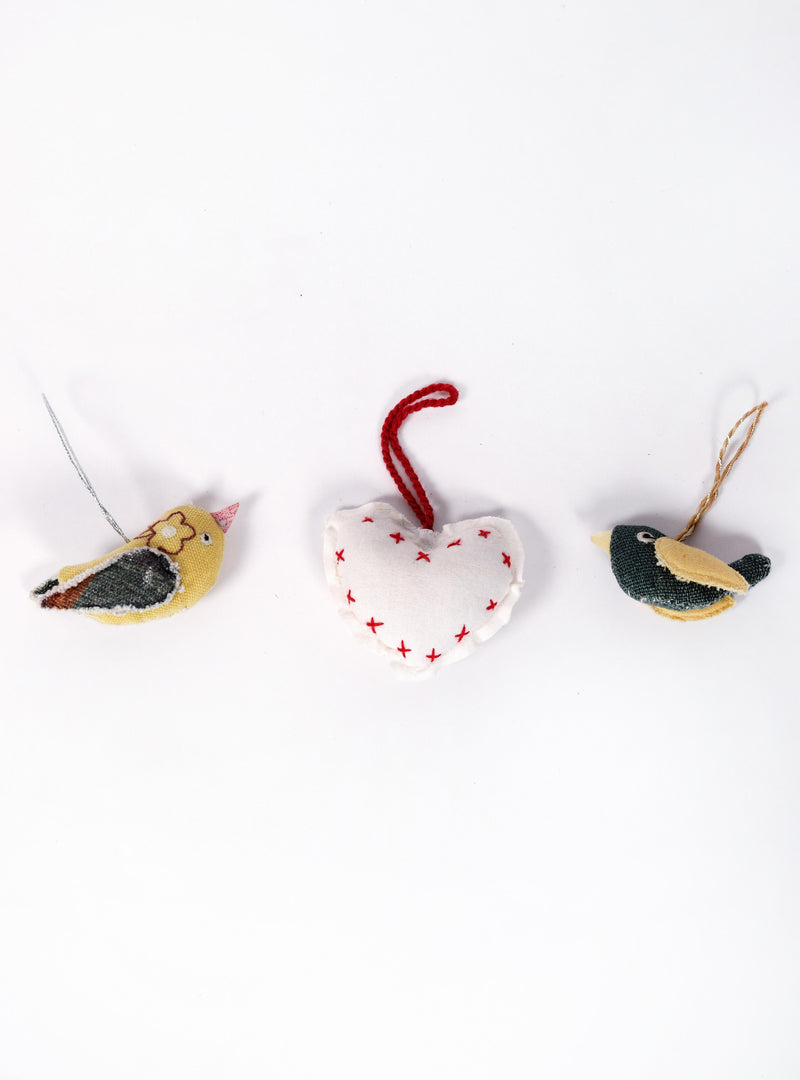 With Love, We Fly 3pcs Contrast Living