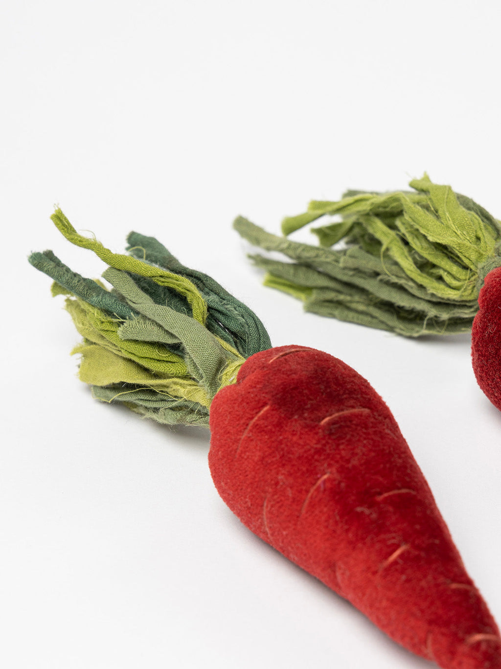 Red Carrot Ornaments 2pcs Contrast Living