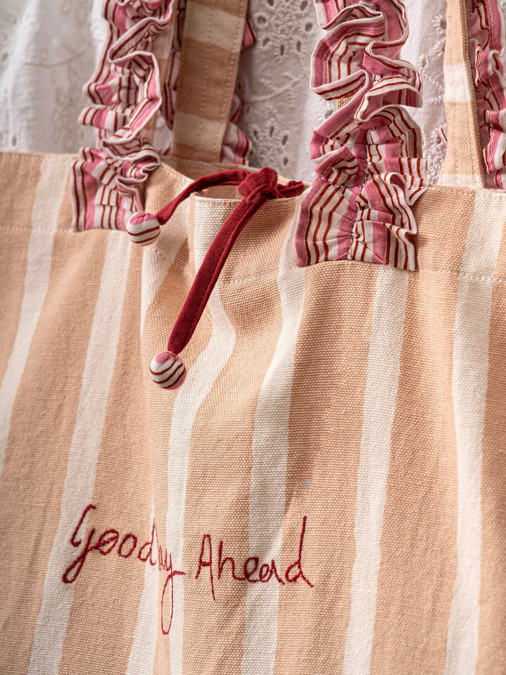 Good Mood Tote Contrast Living