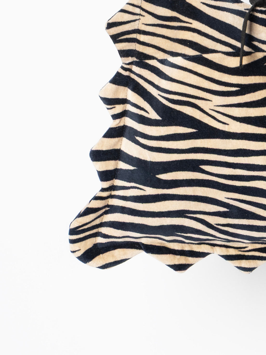 Wild Instinct Tote Bag Contrast Living