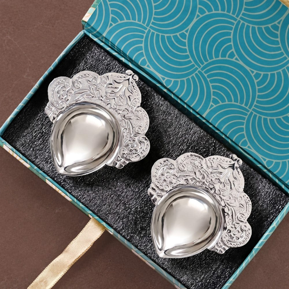 Sacred Pure Brass Diya With Silver Plating Set Of 2 In Gift Box Nestasia