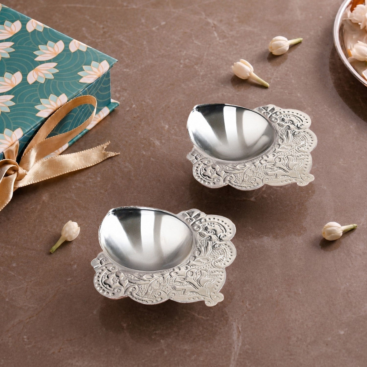 Sacred Pure Brass Diya With Silver Plating Set Of 2 In Gift Box Nestasia