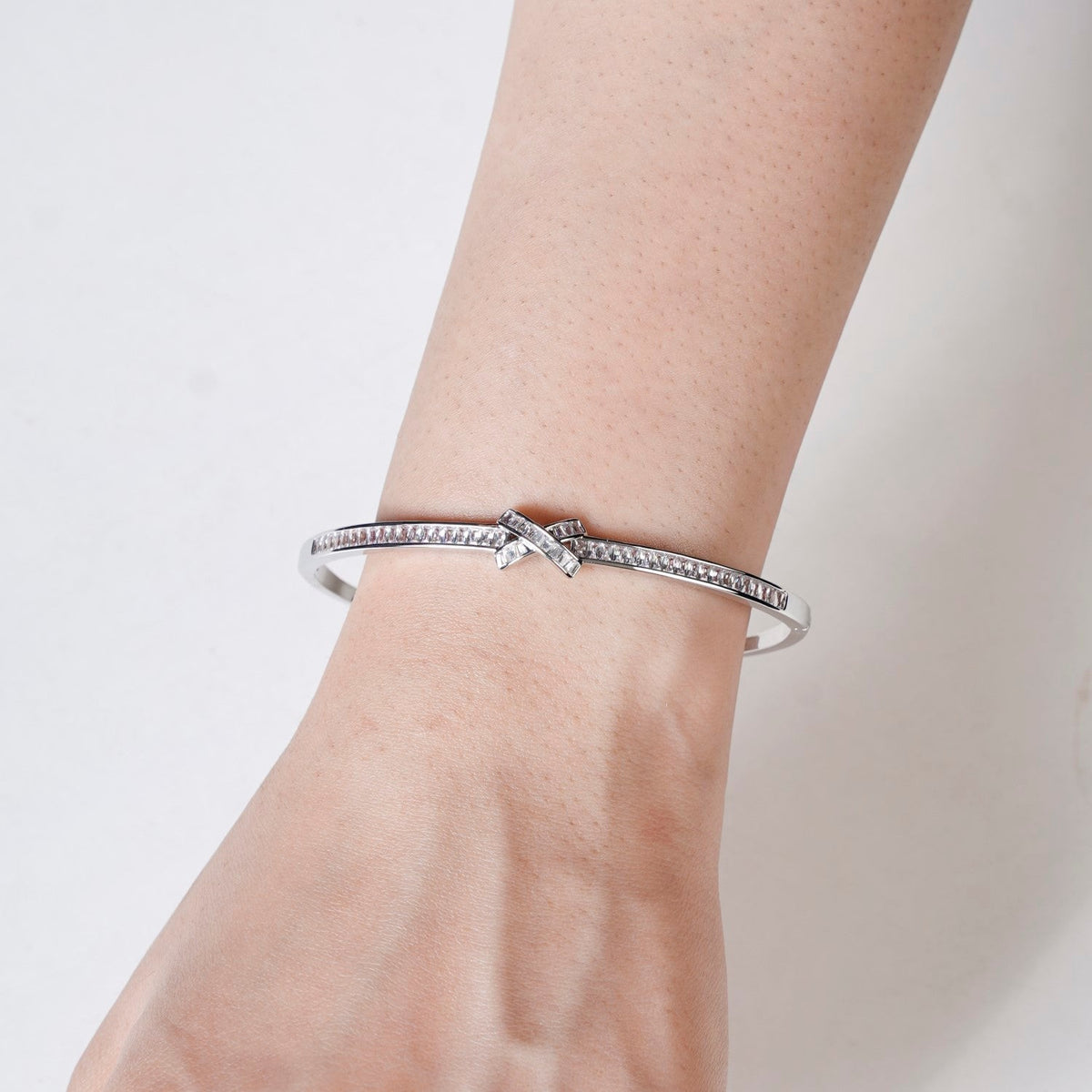 Sacred Sparkle Cross Bracelet Silver Nestasia