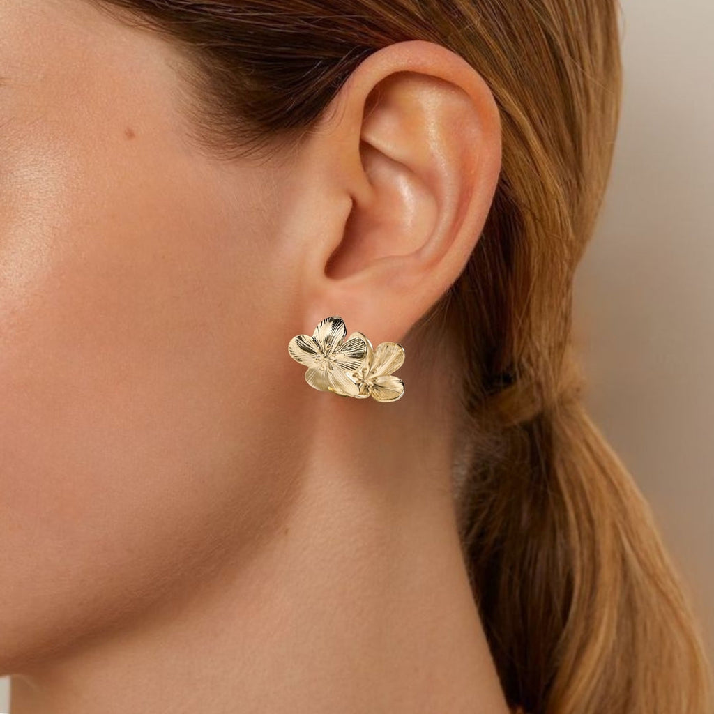 Sakura Hana Gold Hoop Earrings Nestasia