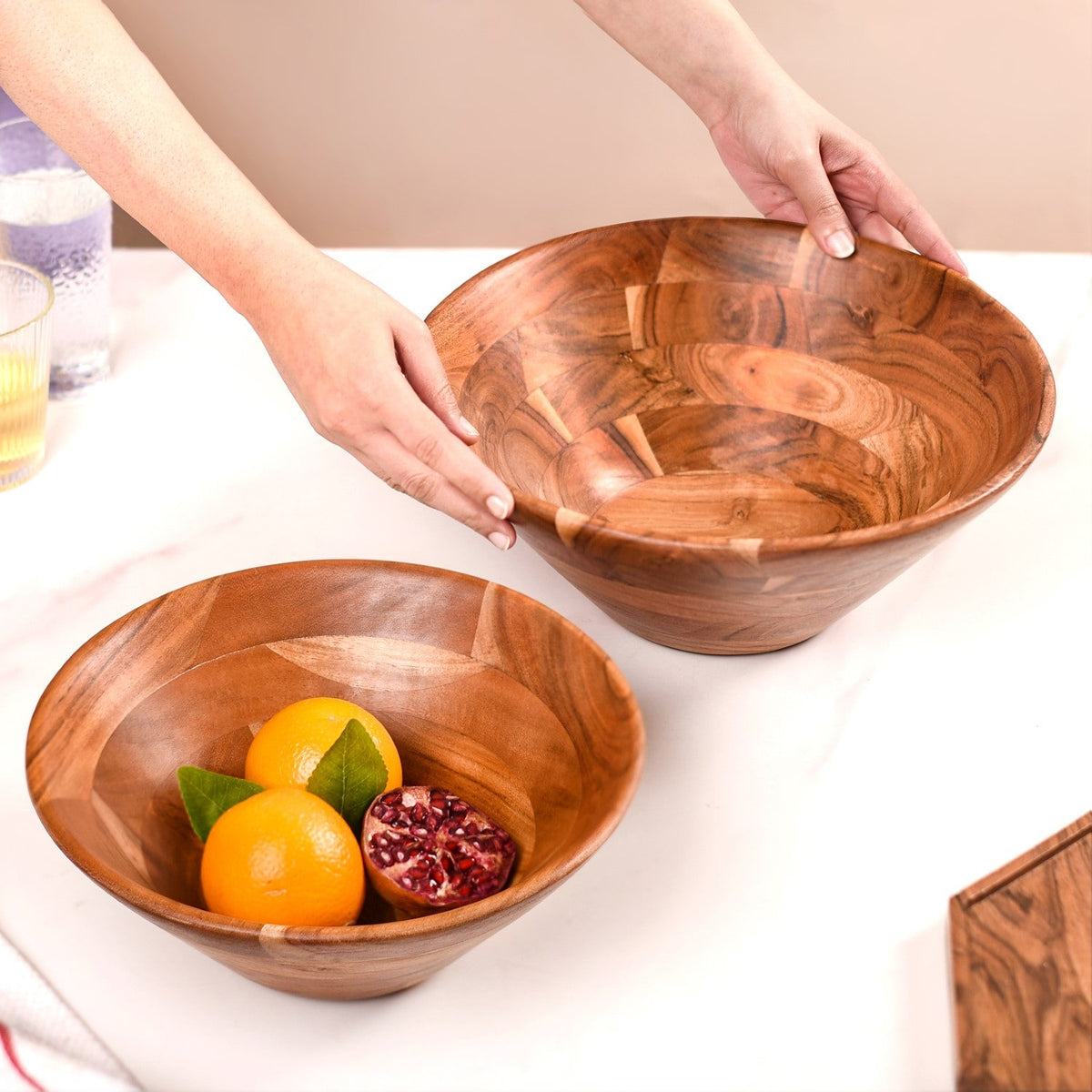 Set Of 2 Earthy Acacia Wood Salad Bowl Nestasia