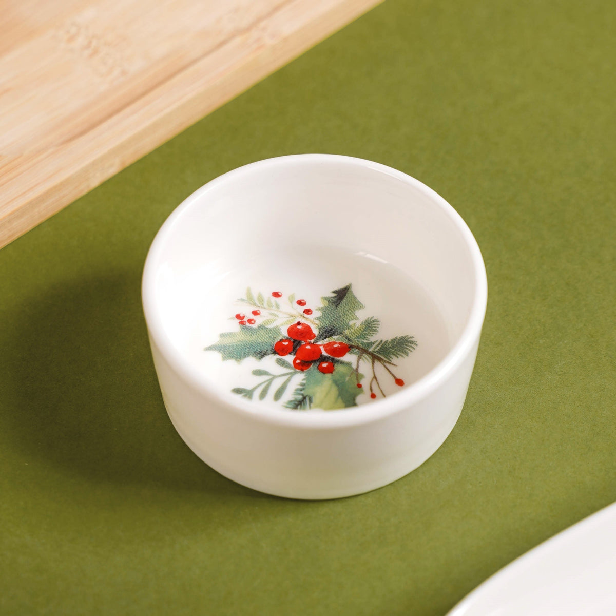 Mistletoe Santa Serving Platter Set Of 6 Nestasia