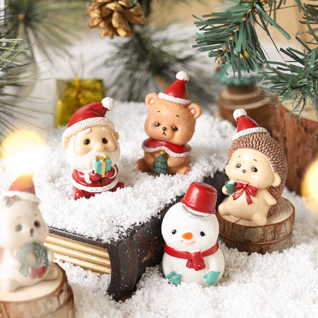 Santa Claus Figurine Nestasia