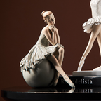 Ballerina Showpiece Nestasia