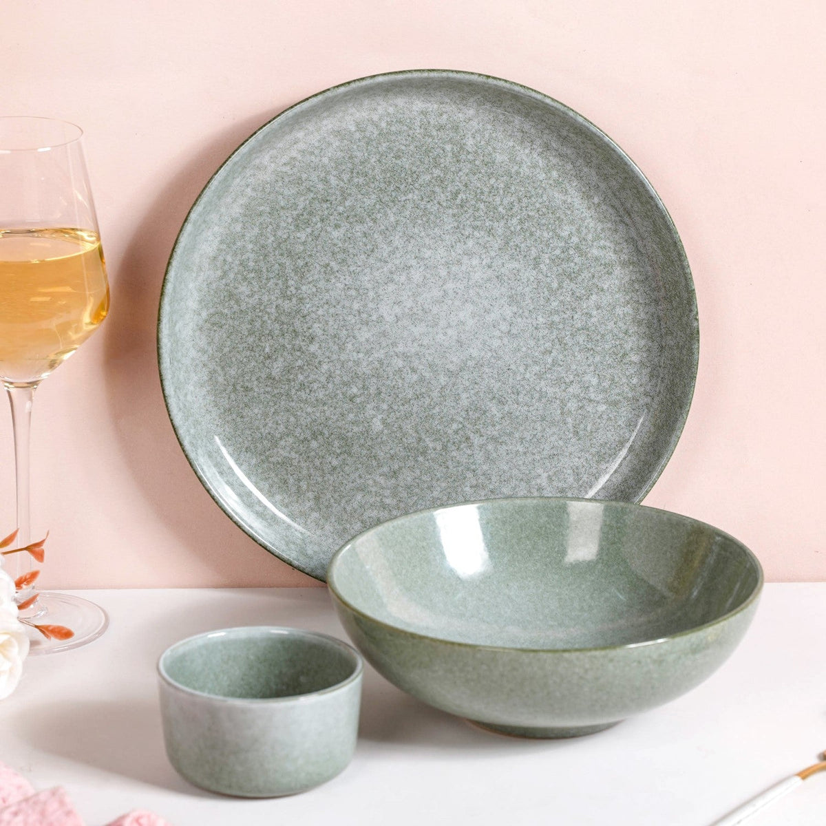 Sera Sage Green 14 Piece Ceramic Dinner Set For 6 Nestasia