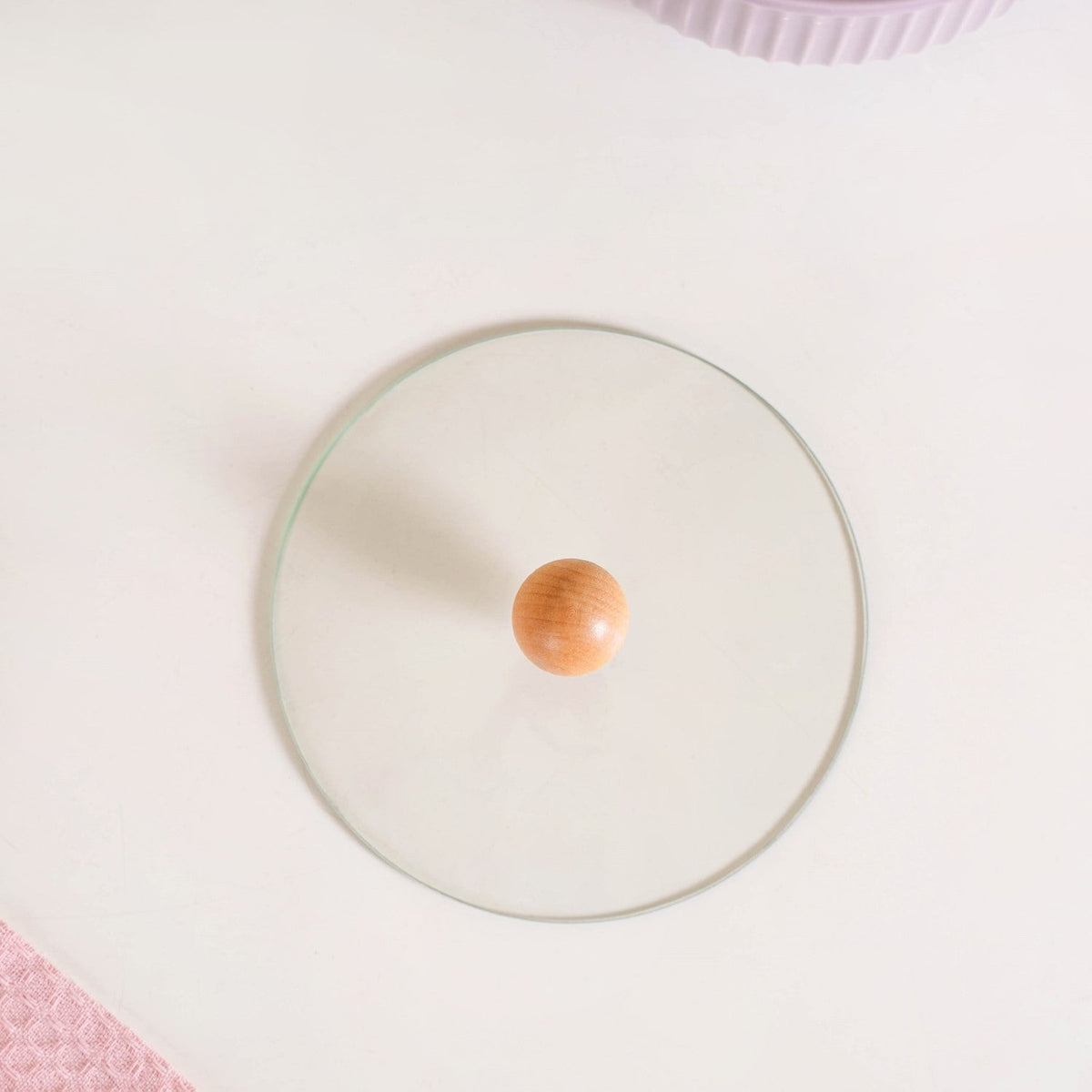 Peach Pebble Ceramic Serving Bowl With Lid 950ml Nestasia
