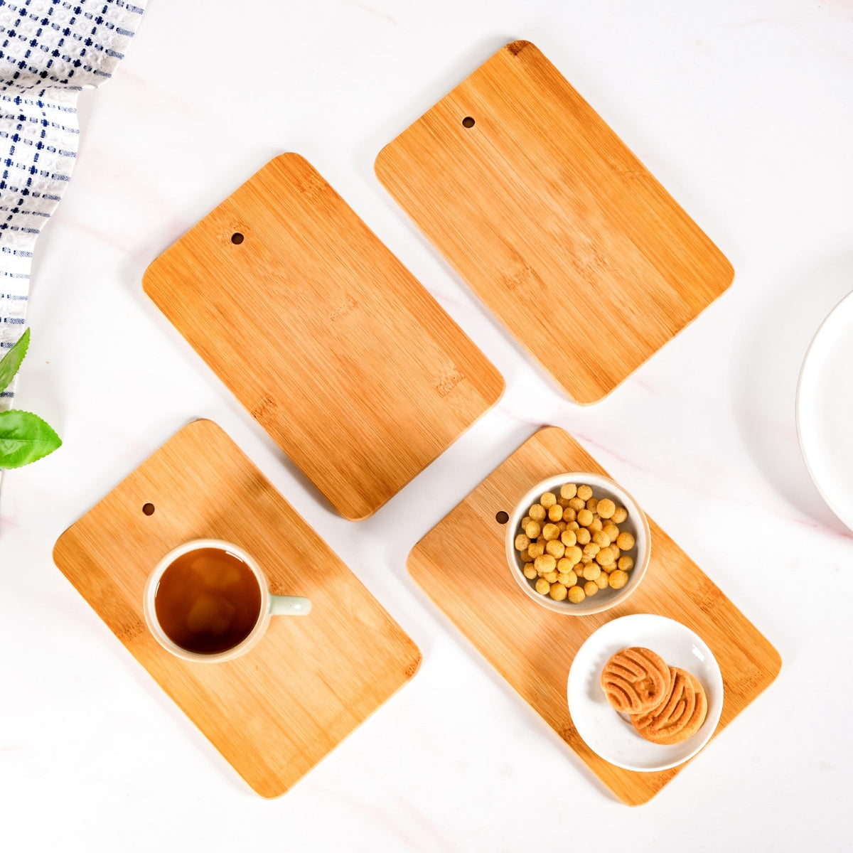 Set Of 4 Bamboo Platters With Stand Nestasia