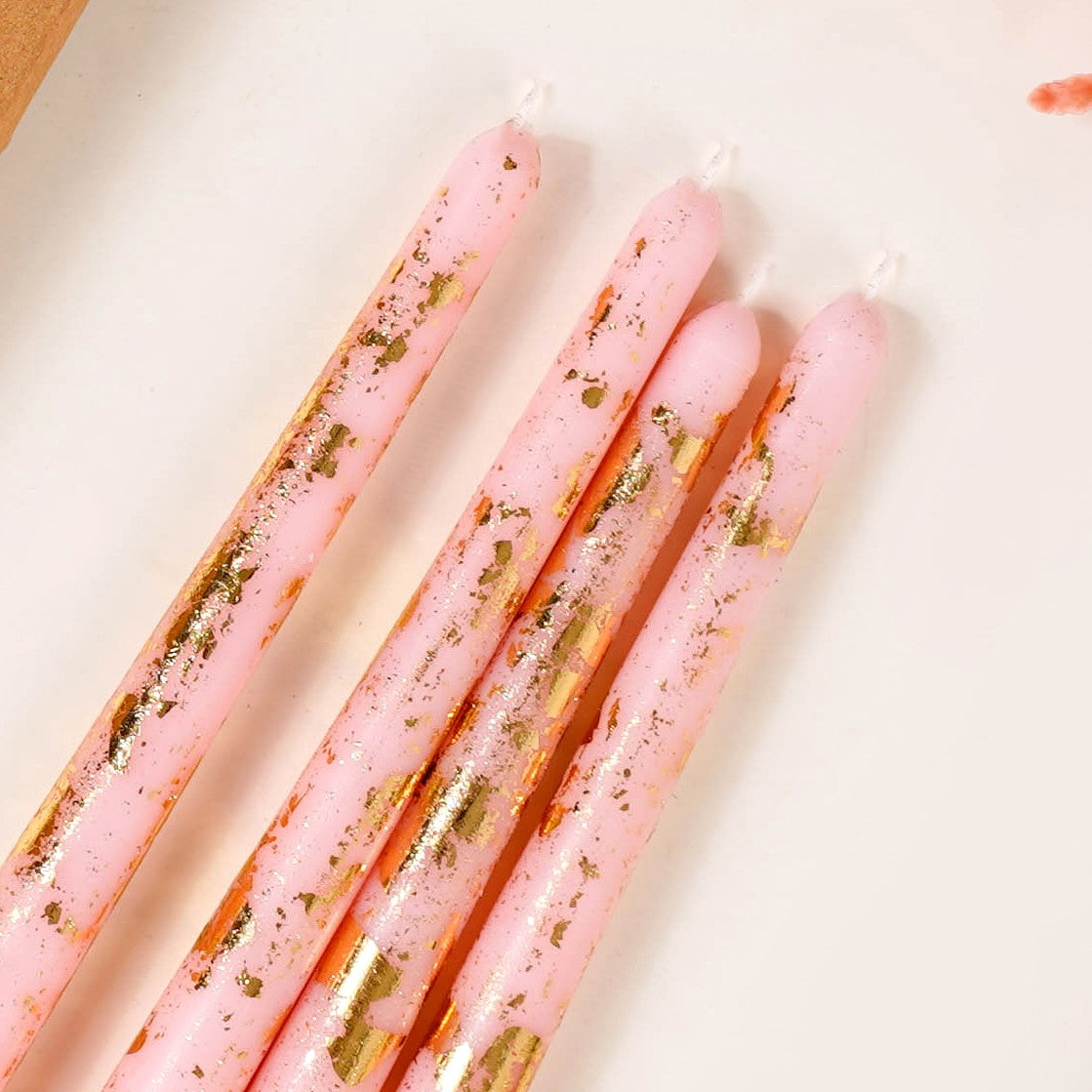 Set Of 8 Gold Glam Pink Taper Candles Nestasia