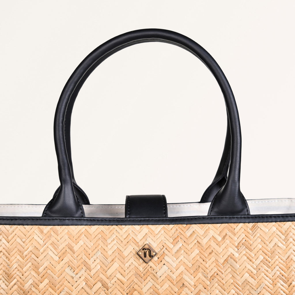 BreezeBag Handwoven Carryall Tote Black Nestasia