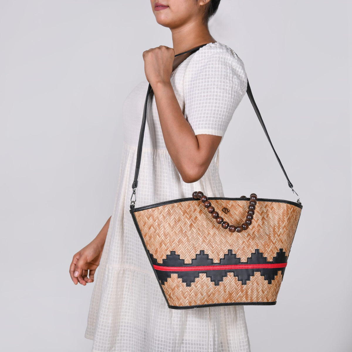 Shitalpati Bag With Beaded Handles Nestasia