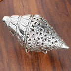 Floral Brass Dakshinavarti Shankh With Stand Nestasia