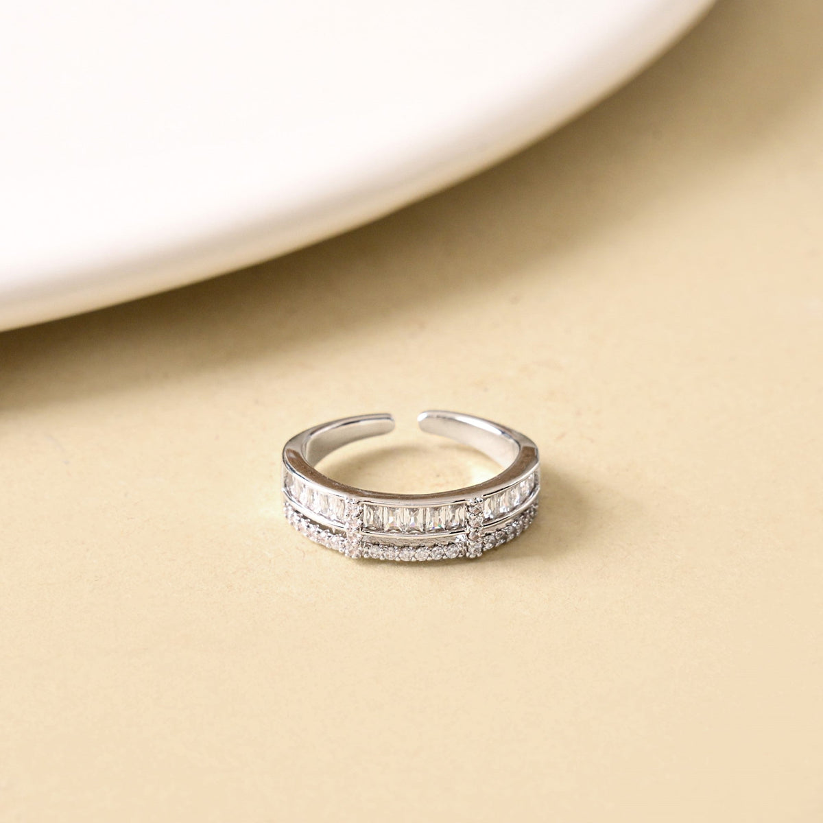 Silver Dual-Strand Stone Ring Nestasia