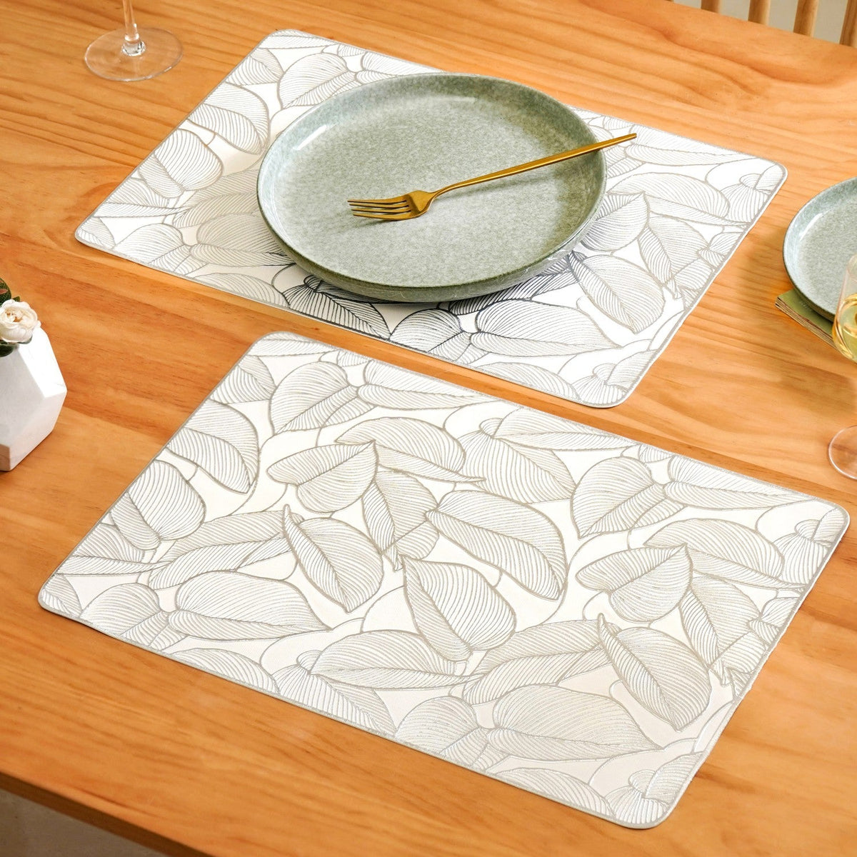 Silver Lining Leaves Dining Table Mat Set Of 6 Nestasia