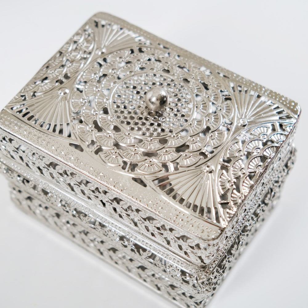 Antique Metal Gift Box Silver Set Of 2 Nestasia