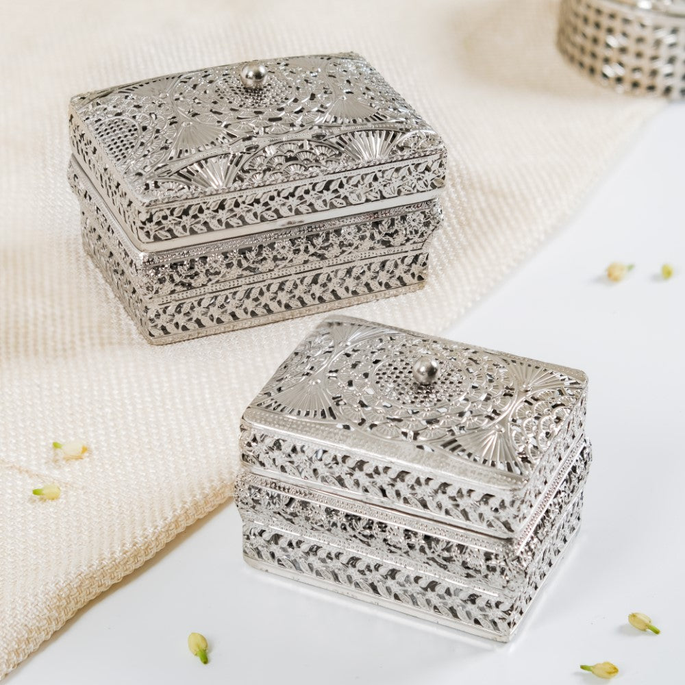 Antique Metal Gift Box Silver Set Of 2 Nestasia