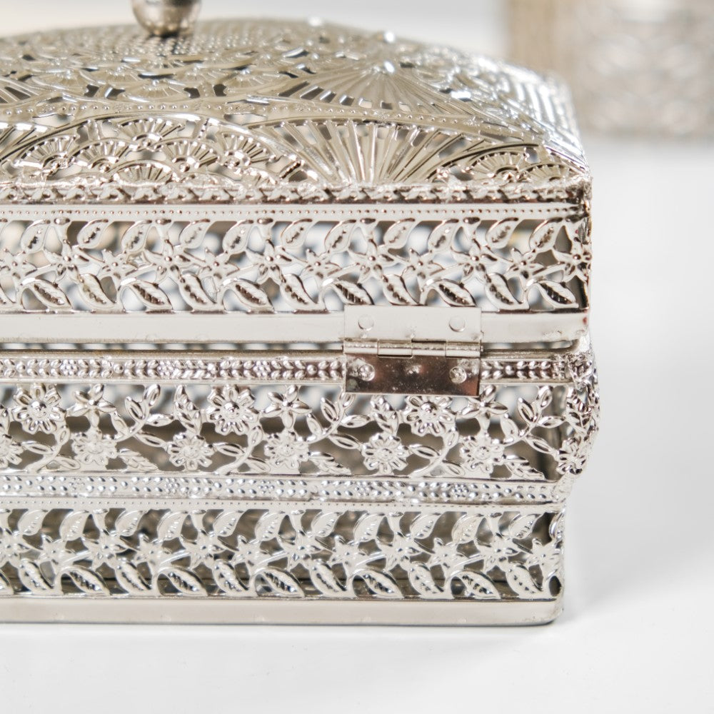 Antique Metal Gift Box Silver Set Of 2 Nestasia