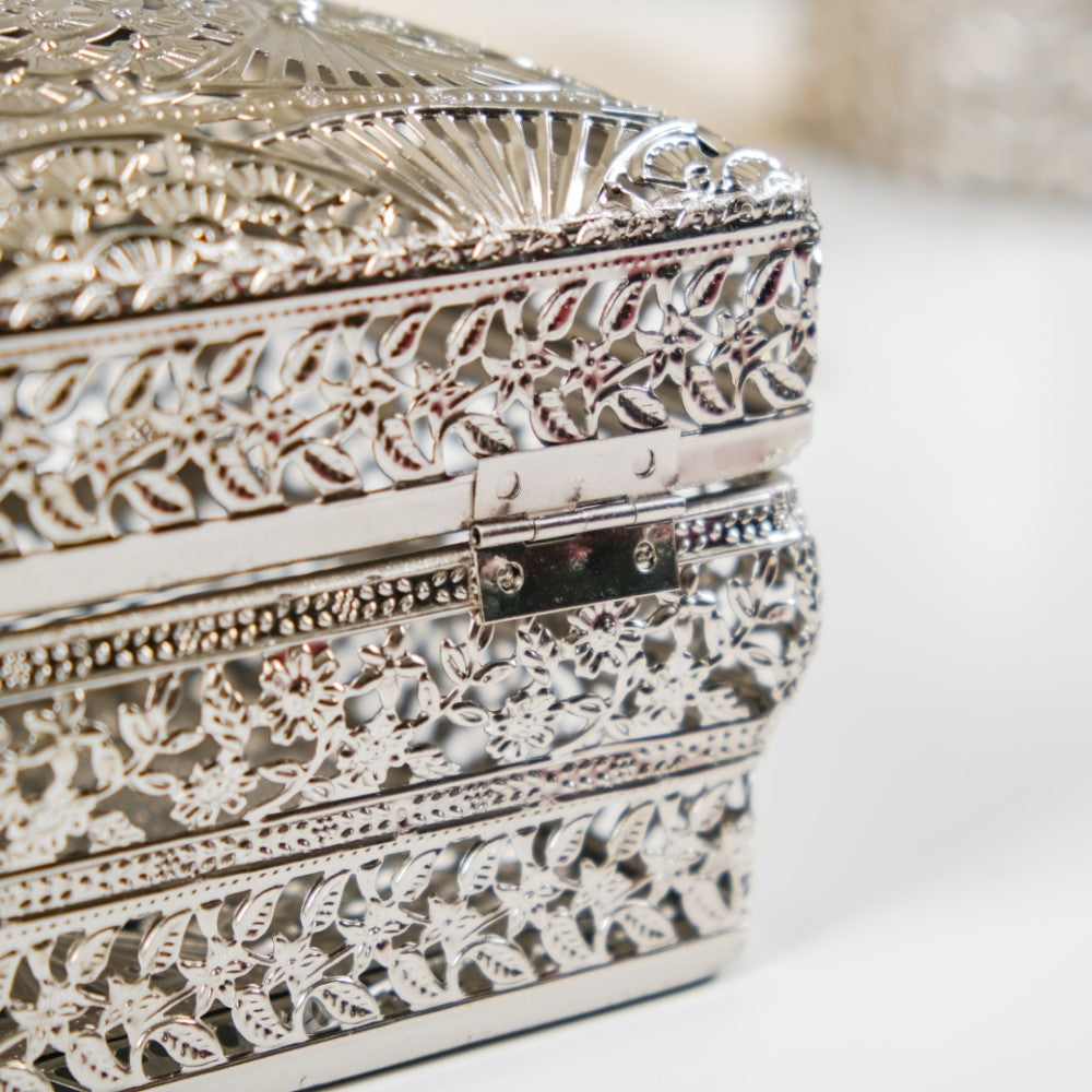 Antique Metal Gift Box Silver Set Of 2 Nestasia