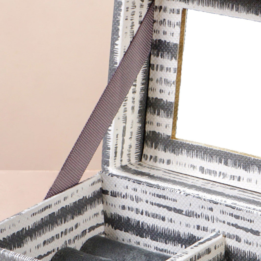 SlateLine Portable Jewellery Box With Mirror Nestasia