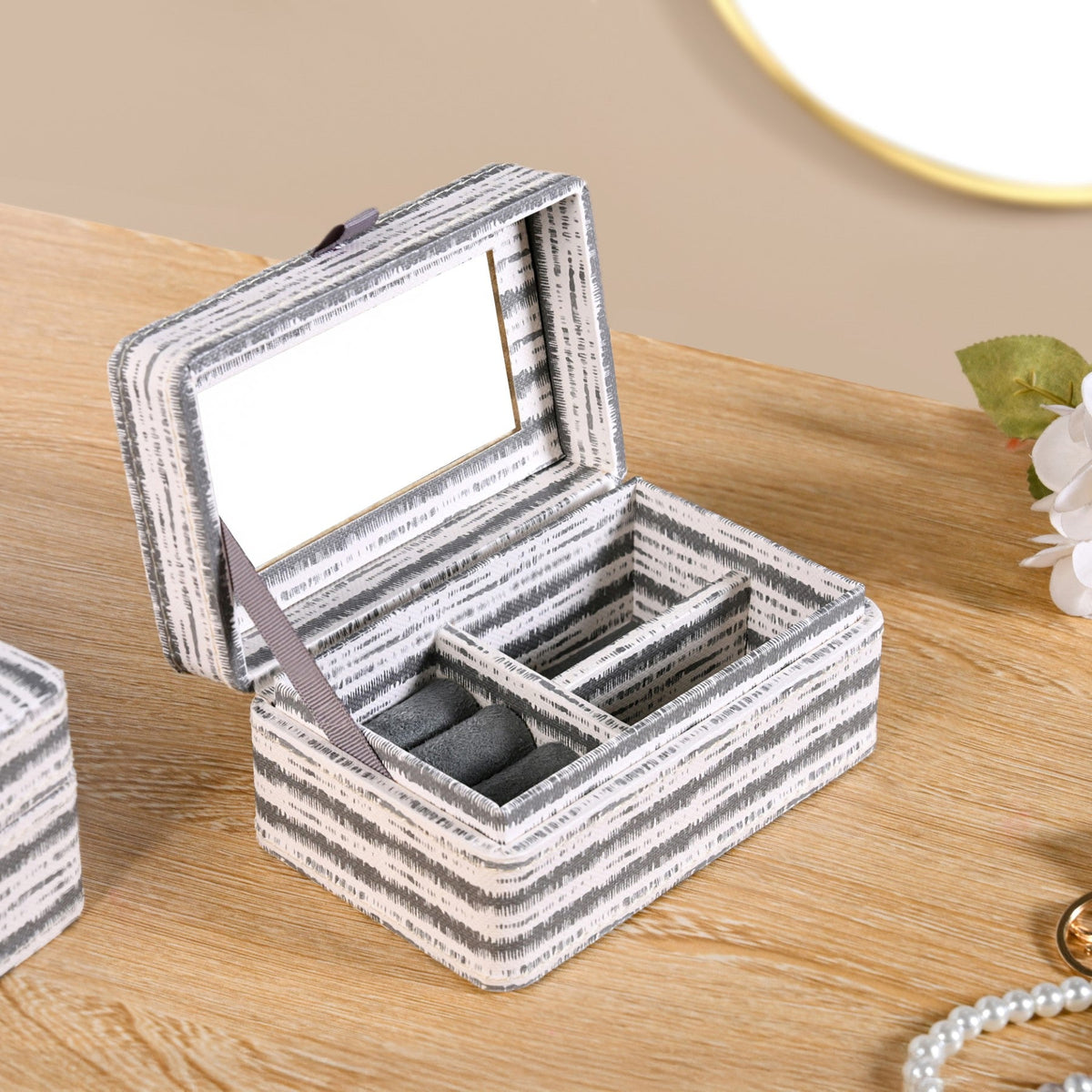 SlateLine Portable Jewellery Box With Mirror Nestasia