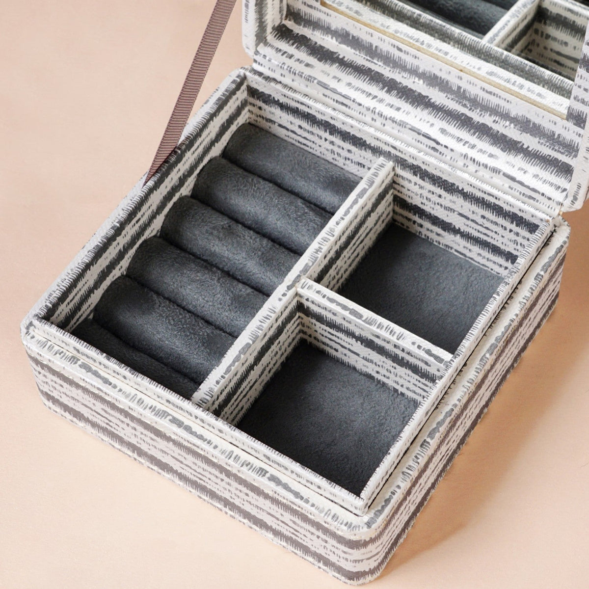 SlateLine Sustainable Multi Section Jewellery Box With Mirror Nestasia