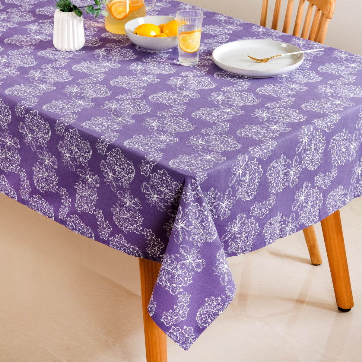 Soft Lilac Table Cloth For 6 Seater 154 x 208cm Nestasia