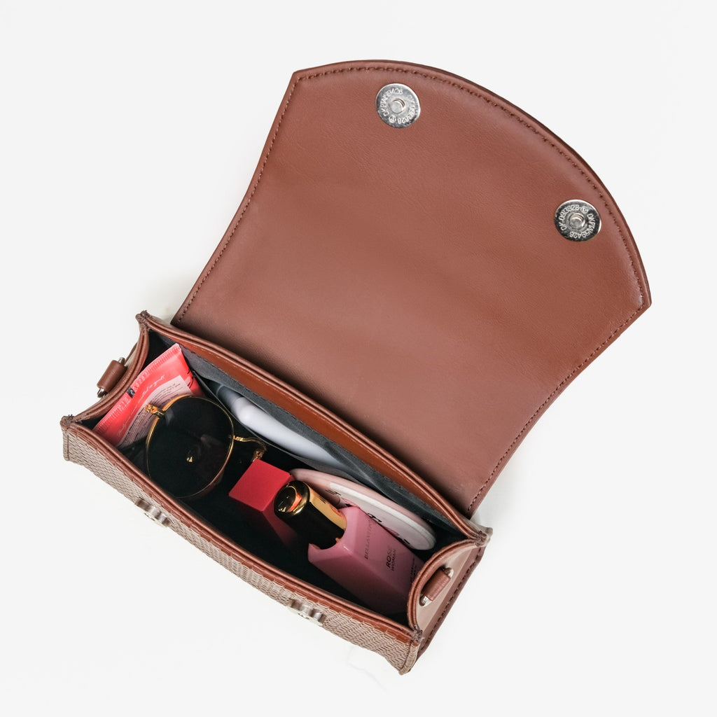 Soi Brown Handbag With Sling Strap Nestasia