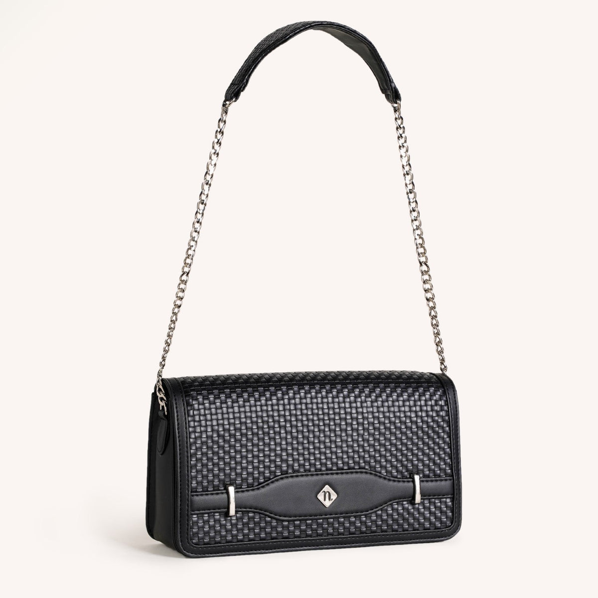 Soi Tresse Black Sling Bag For Women Nestasia