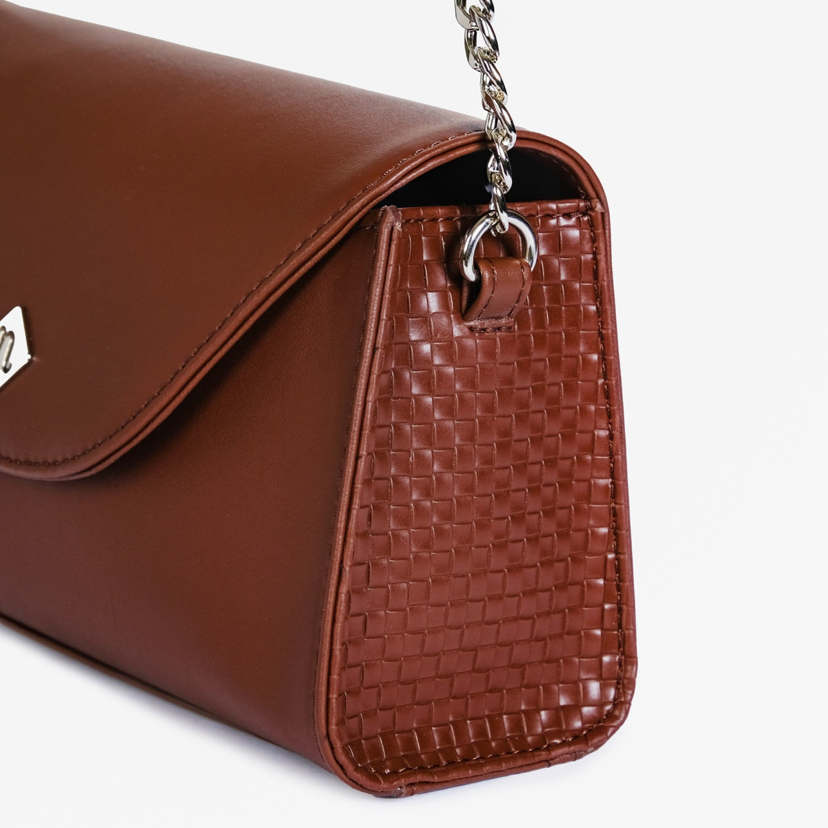 Soi Lisse Brown Shoulder Bag Nestasia