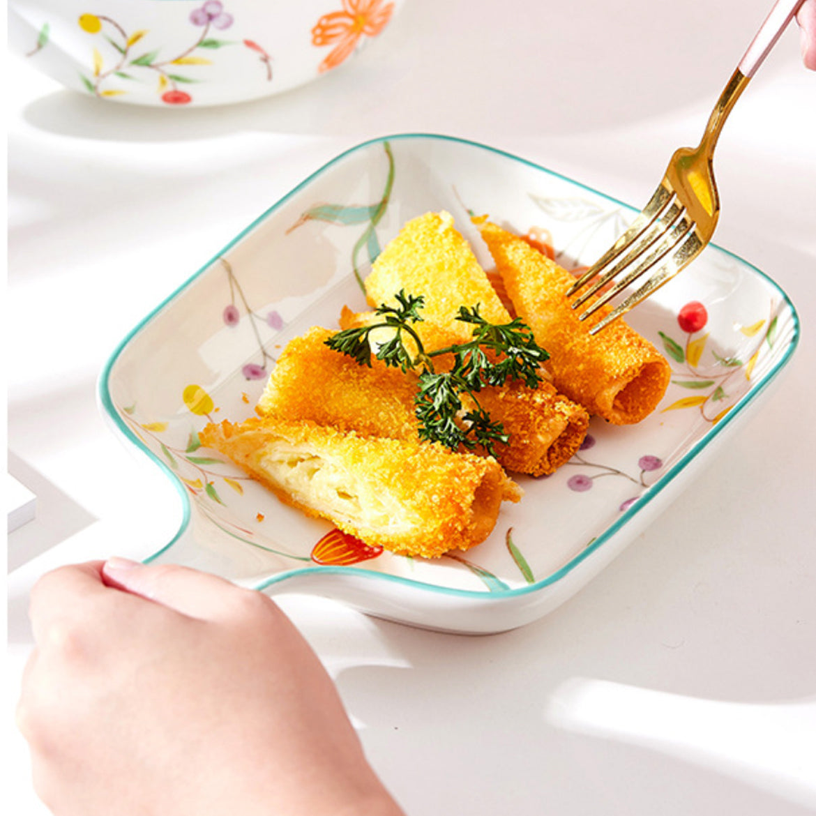 Spring Plate With Handle Nestasia