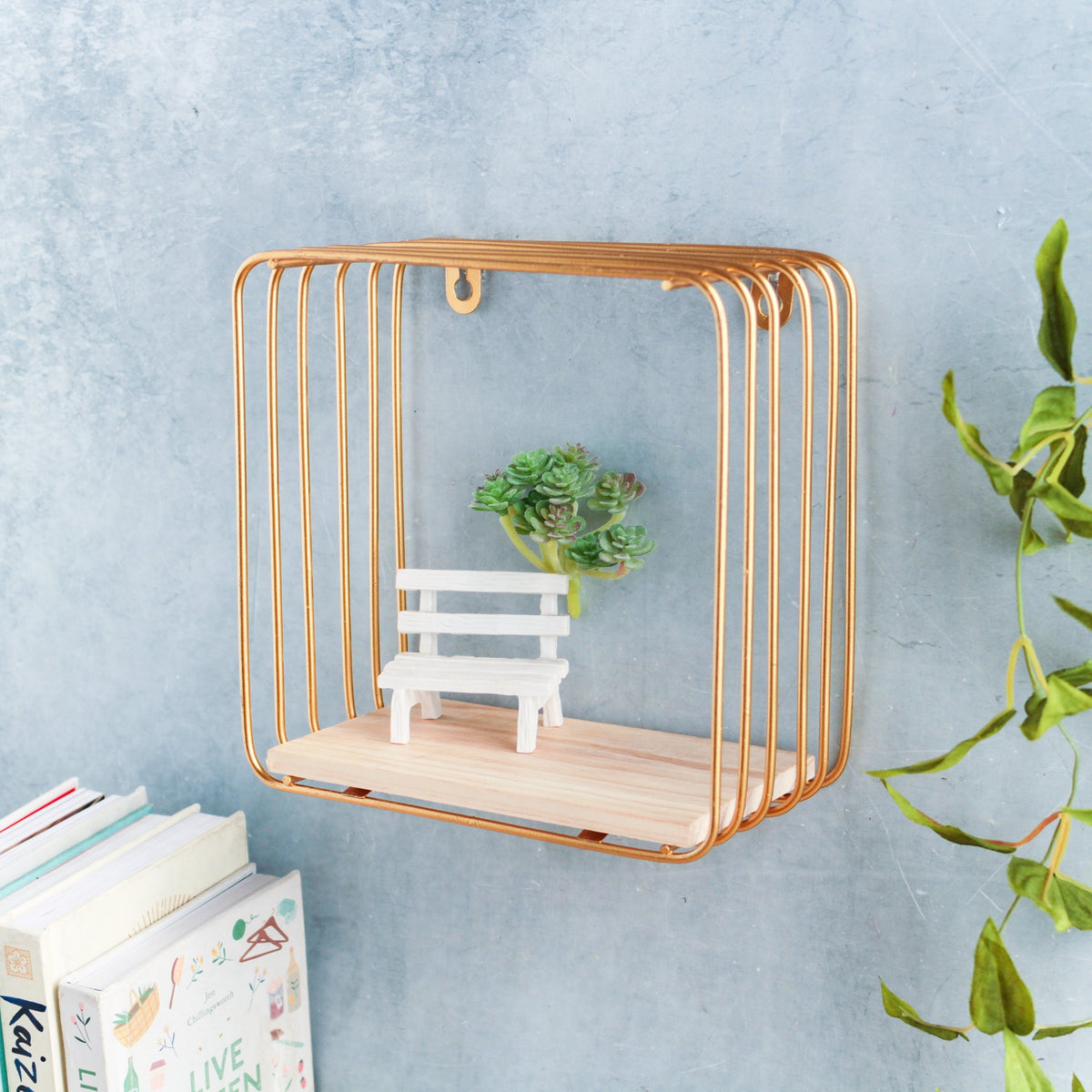 Square Metal Shelf Nestasia