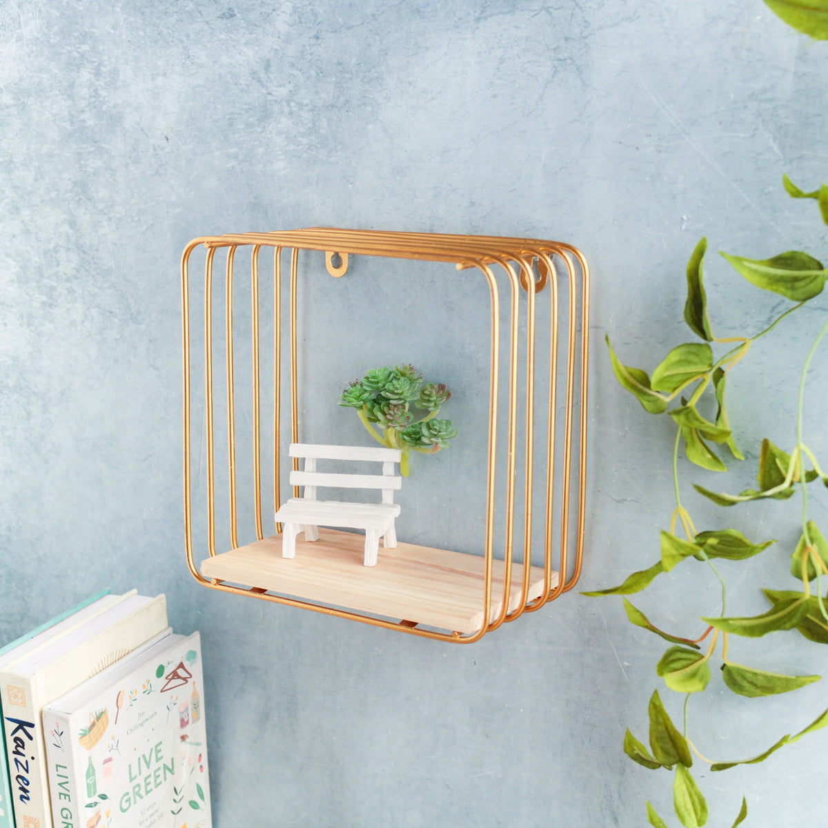 Square Metal Shelf Nestasia