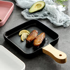 Square Plate With Wooden Handle Black Nestasia