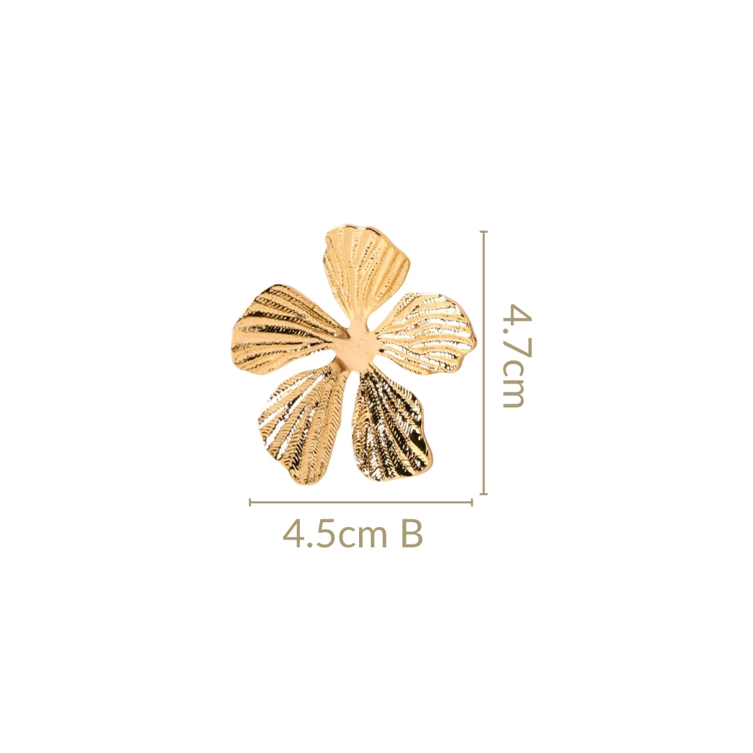 Everbloom Studs Gold Nestasia