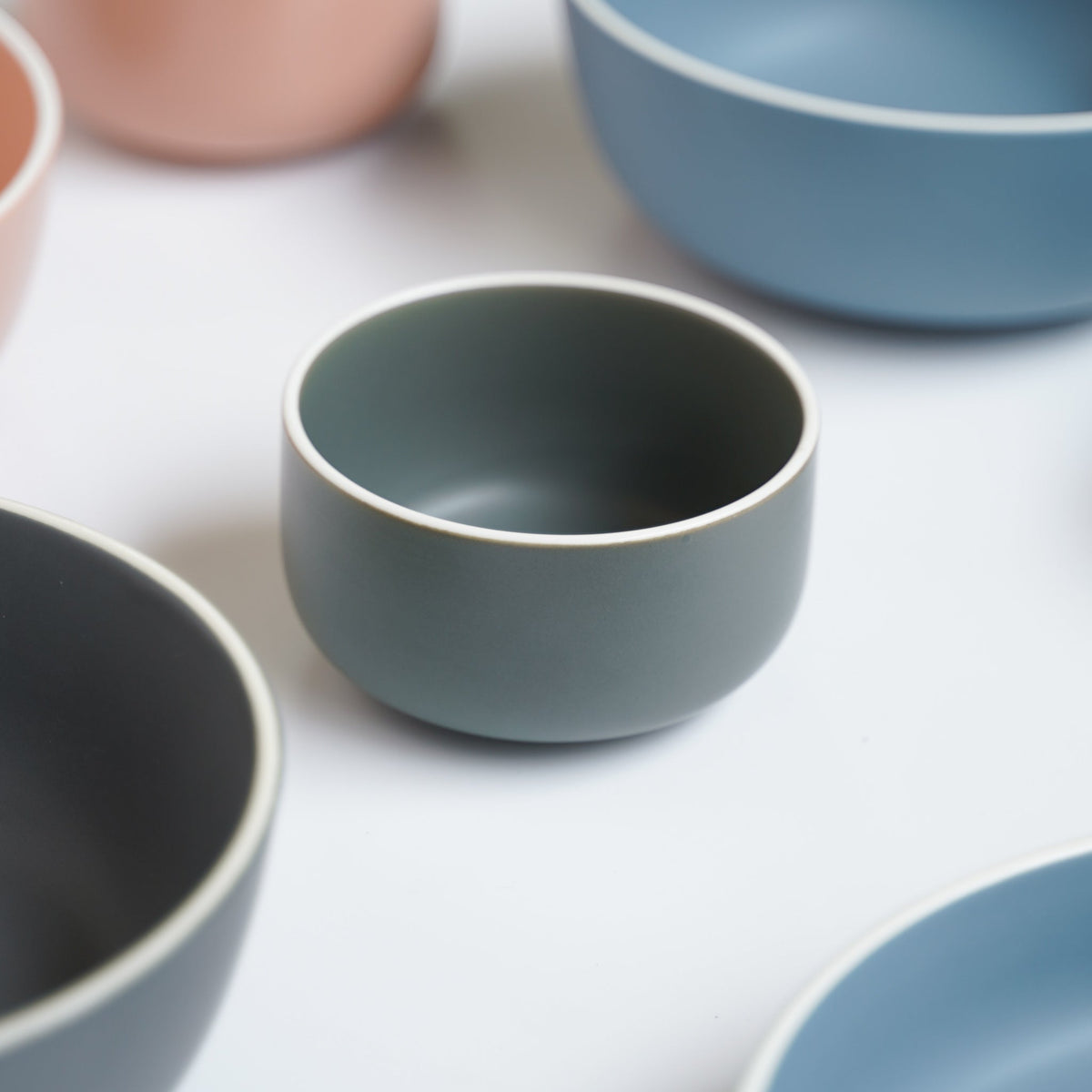 Stoneware Bowl Nestasia