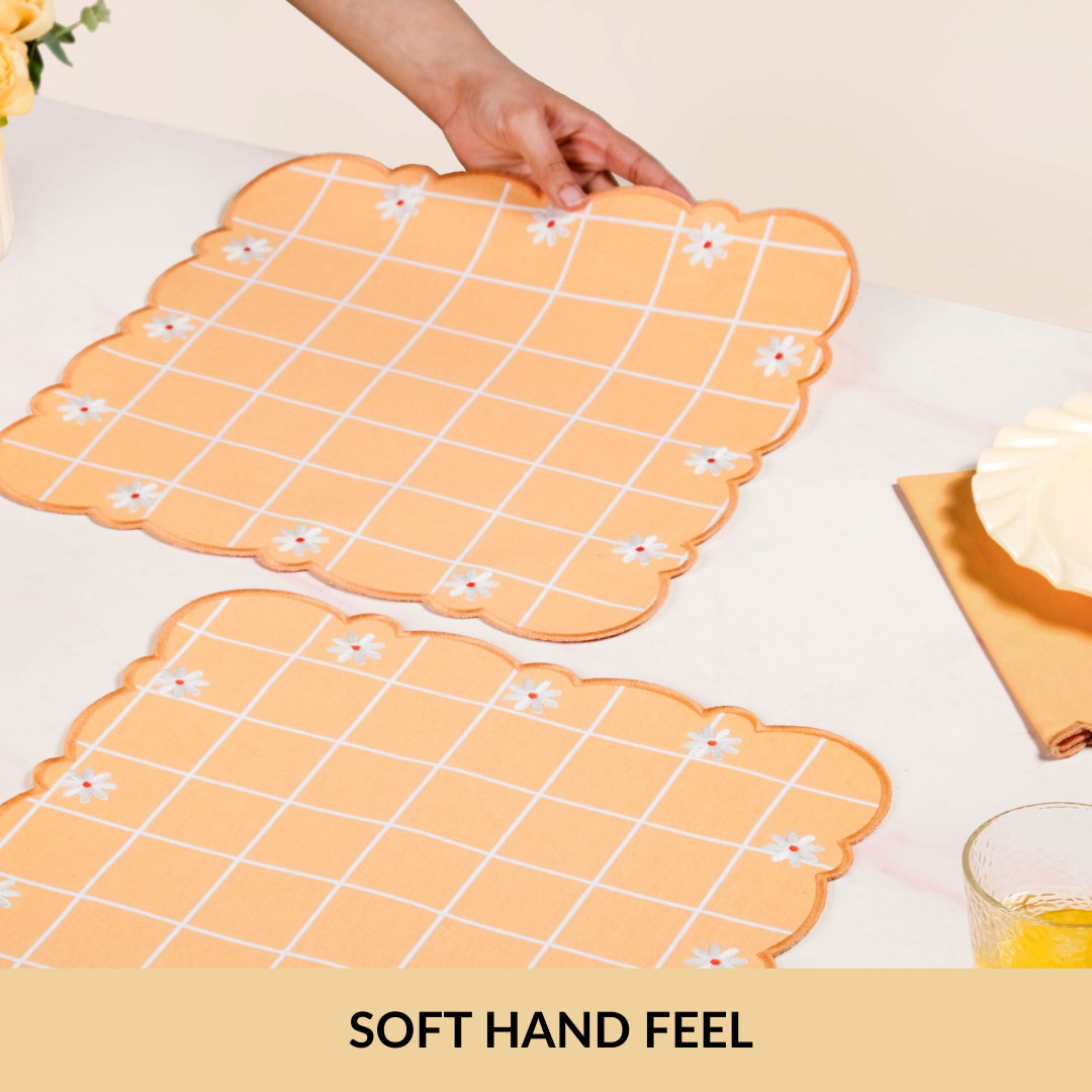 Daisy Cotton Embroidered Scallop Table Mat Set Of 6 Nestasia