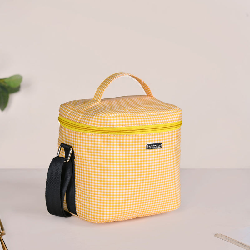 Sunshine Picnic Checked Insulated Lunch Bag Nestasia