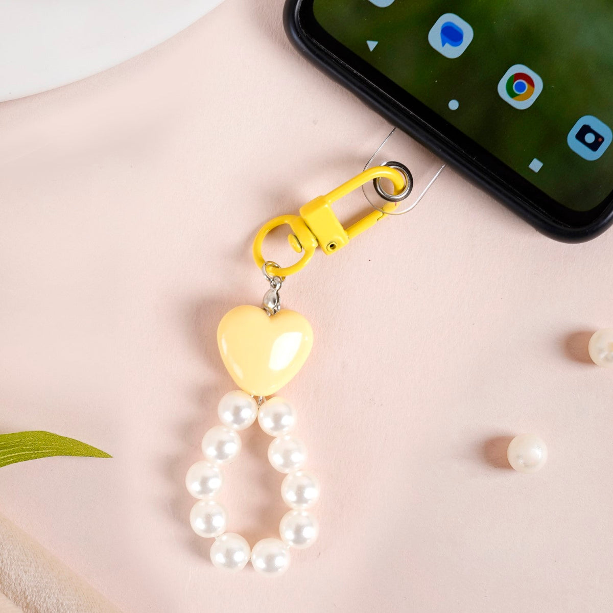Sunshine Heart Keychain With Pearls Nestasia